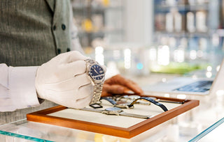 How to Buy Authentic Pre-Owned Luxury Watches in Canada