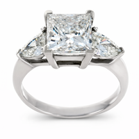 WF 3CT PRINCESS CUT DIAMOND RING (I1/G-H) WITH 2 TRILLION CUT DIAMONDS 0.60CT (SI/F-G) TOTAL 3.60CT