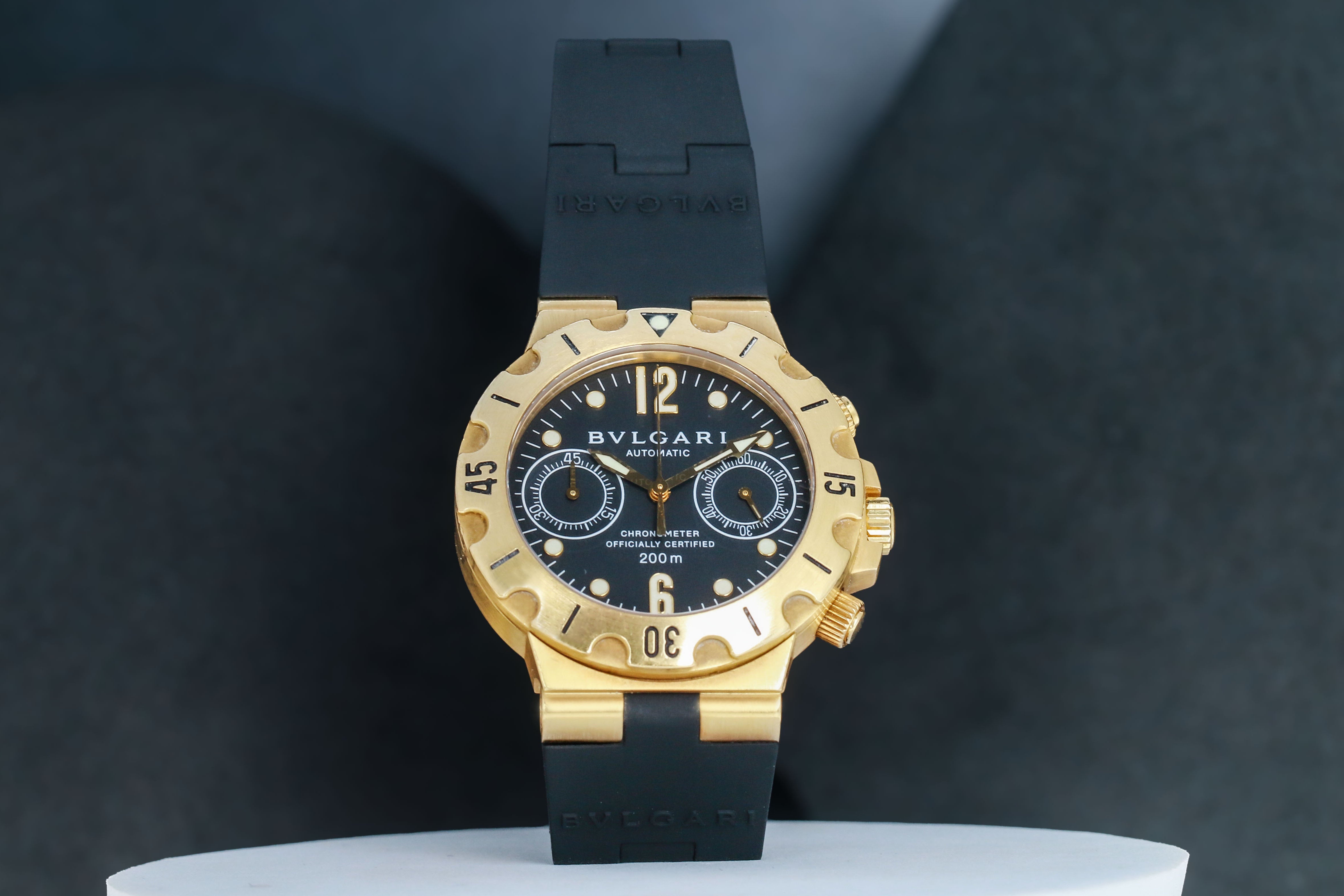 Bvlgari Diagono Scuba 38mm 18K Gold | Watchfinder Canada