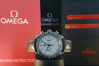 OMEGA SPEEDMASTER GREY SIDE OF THE MOON 42MM (2015 BP) #311.93.44.51.99.001